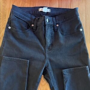 Size 26P Madewell 9” Mid-Rise Skinny Soft Stretch Black Jeans